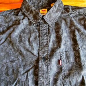 MENS LEVI'S SHORT SLEEVE  BUTTON DOWN  SHIRT